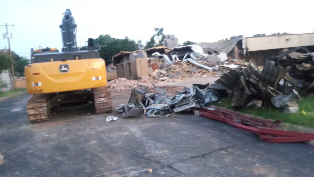 Demolition services DFW Residential demolition Dallas Commercial demolition Fort Worth Pool removal Texas Concrete demolition & haul-off Structure tear-downs Interior demo contractors